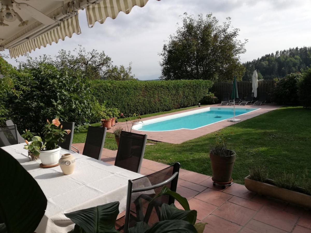 Ferienwohnung mit Pool in Wörthersee Nähe Dellach  Exterior foto